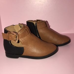 Toddler size 4 River Island ankle boot